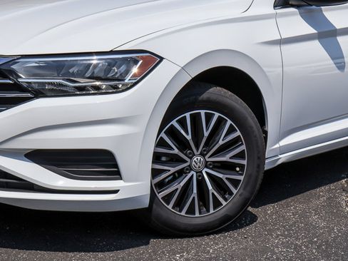 Used 2021 Volkswagen Jetta SE w/ SE Cold Weather Package FWD image 3
