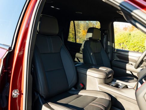 Used 2023 Chevrolet Tahoe RST w/ Sport Performance Package RWD image 23