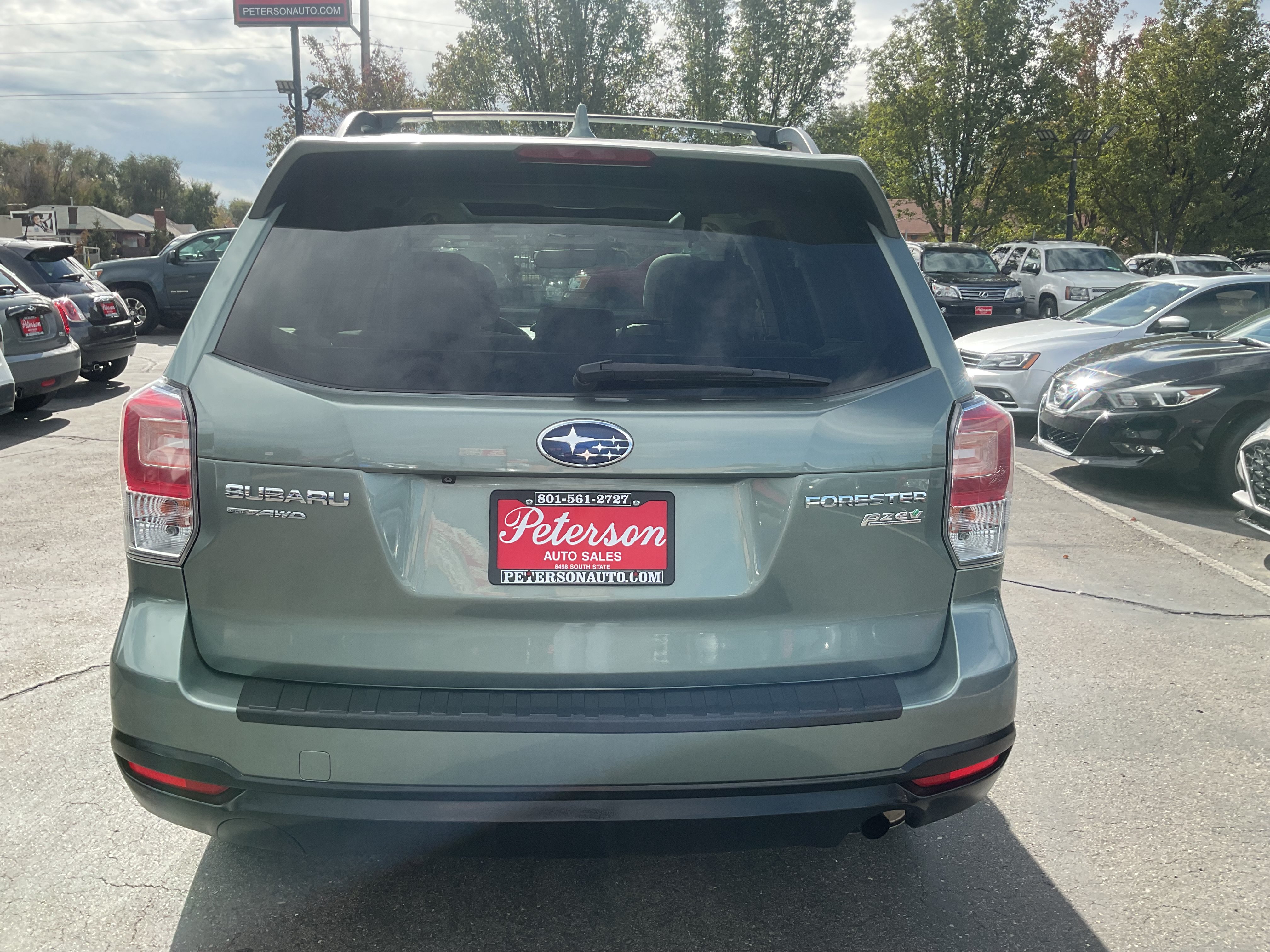 Used 2017 Subaru Forester 2.5i Premium AWD/4WD image 8
