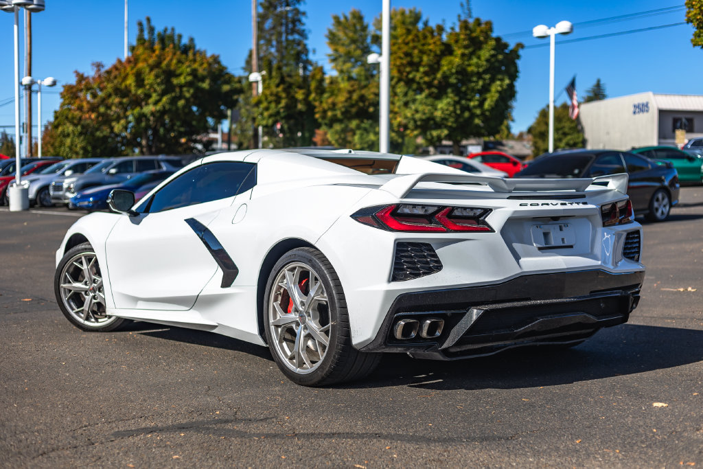Used 2022 Chevrolet Corvette Stingray Premium Conv w/ Z51 Performance Package RWD image 5