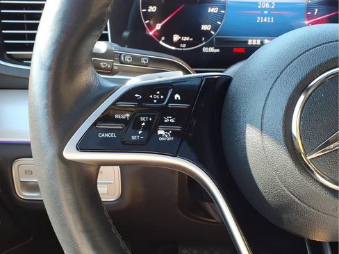 Used 2025 Mercedes-Benz GLE 350 4MATIC image 21