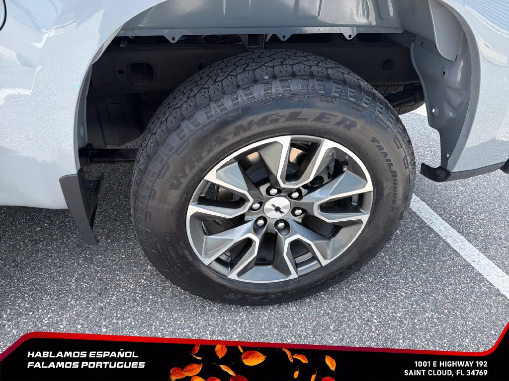 Used 2024 Chevrolet Silverado 1500 RST AWD/4WD image 11