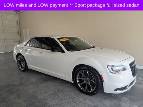 Used 2018 Chrysler 300 Touring w/ Sport Appearance Package RWD image 2