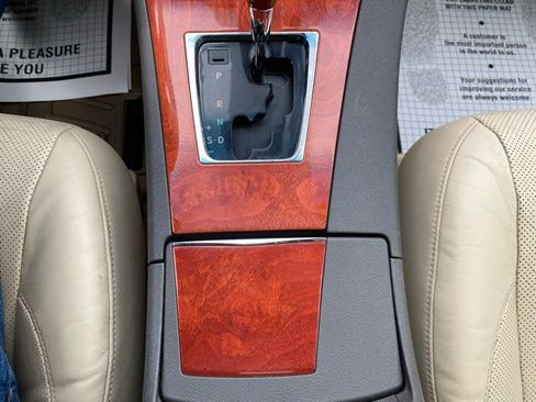 Used 2011 Lexus ES 350 image 16