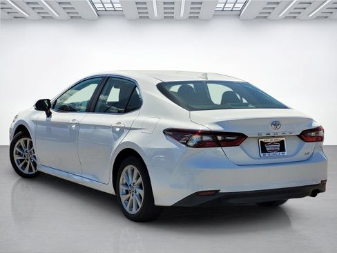 Used 2023 Toyota Camry LE FWD image 6