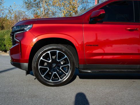 Used 2023 Chevrolet Tahoe RST w/ Sport Performance Package image 4