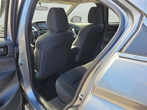 Used 2020 Mitsubishi Eclipse Cross ES image 5