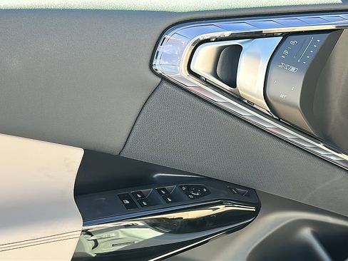 New 2026 BMW X3 xDrive30 w/ Convenience Package image 13