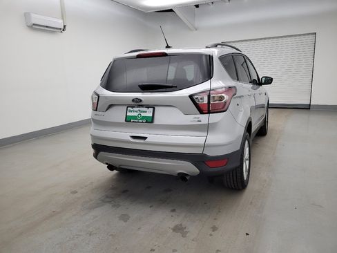 Used 2018 Ford Escape SE image 7