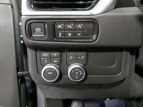 New 2026 GMC Yukon XL Denali w/ Sun & Power Step Package AWD/4WD image 27
