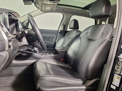 Used 2023 Kia Sorento SX FWD image 25