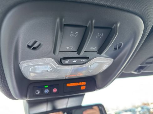 New 2026 GMC Canyon Elevation w/ Convenience Package image 12