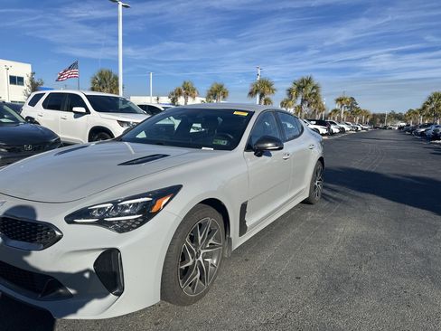 Used 2022 Kia Stinger GT-Line image 5