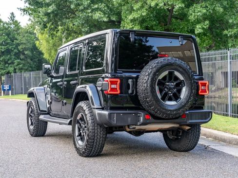 Used 2021 Jeep Wrangler Unlimited Sahara AWD/4WD image 7