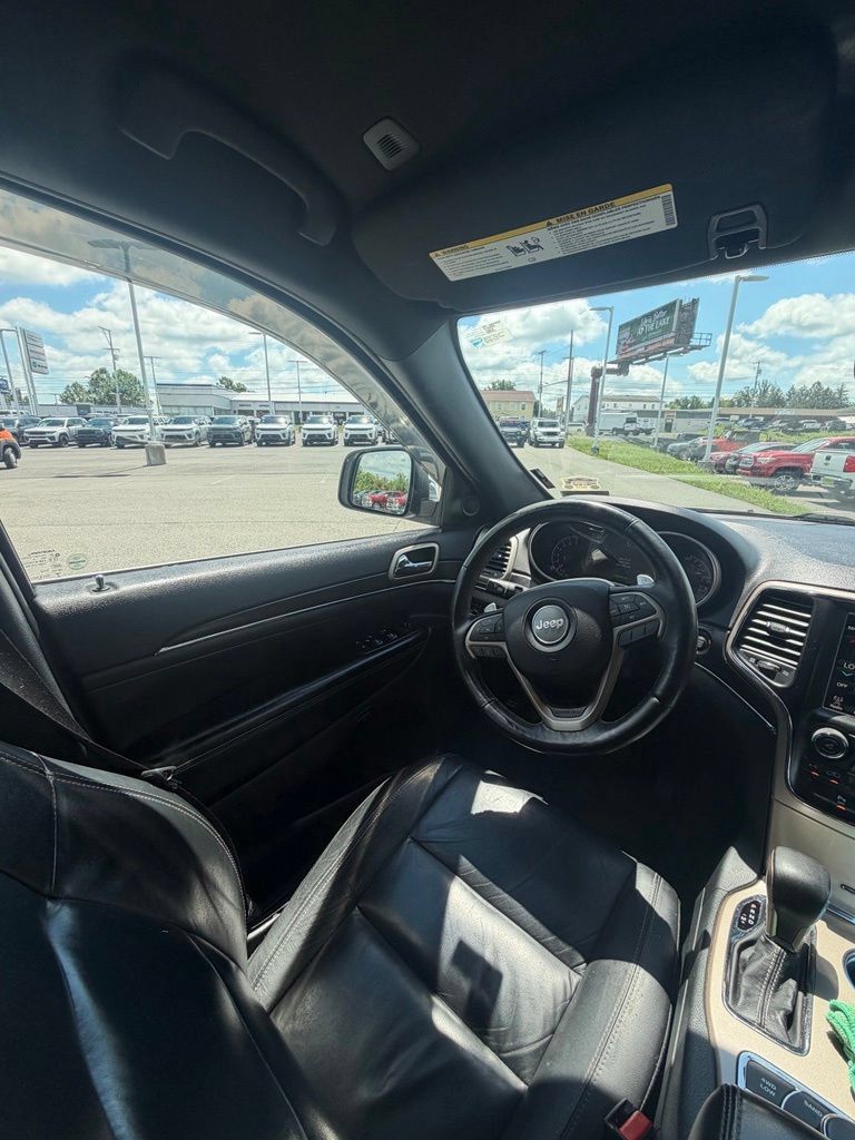 Certified 2017 Jeep Grand Cherokee Limited AWD/4WD image 10
