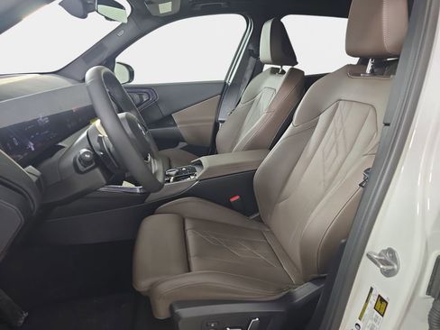 Used 2025 BMW X3 xDrive30i w/ Premium Package image 18