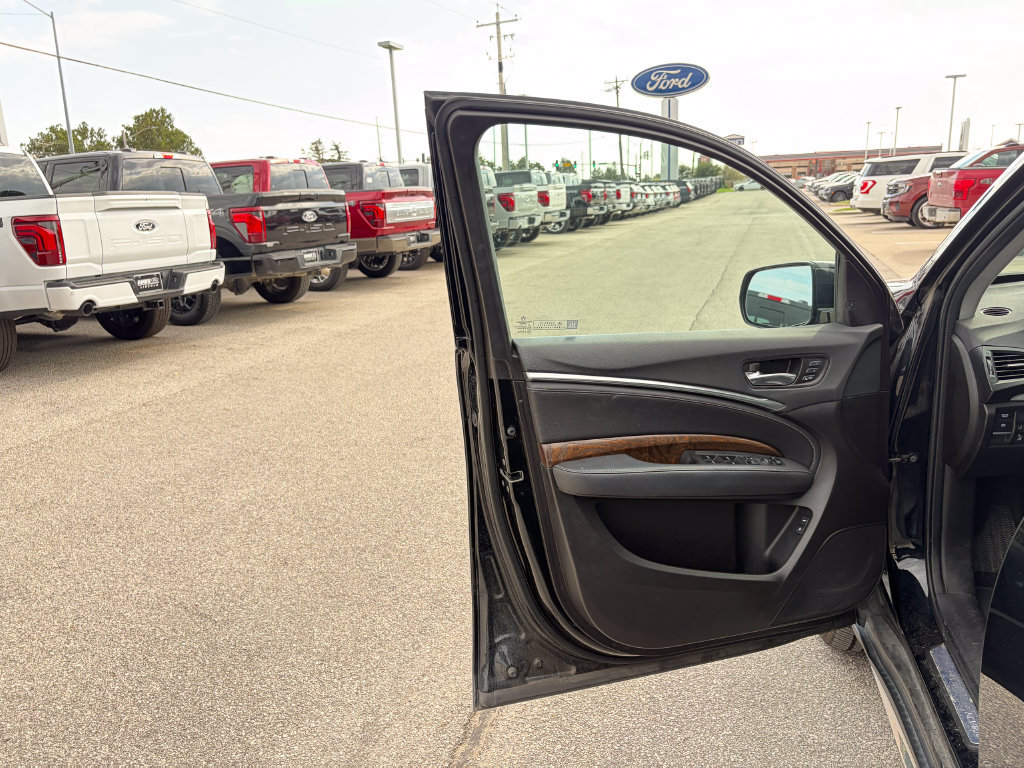 Used 2019 Acura MDX w/ Tech & Entertainment Pkg AWD/4WD image 12