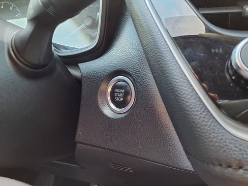 Used 2024 Toyota Corolla SE image 5