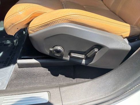 Used 2018 Volvo XC60 T6 Inscription w/ Luxury Seat Package AWD/4WD image 19