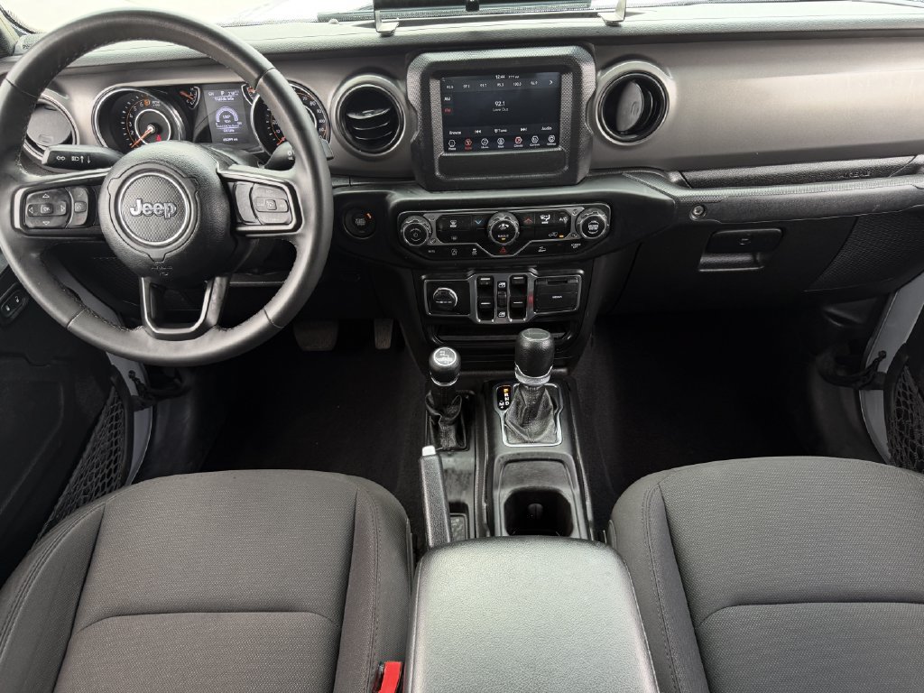 Used 2023 Jeep Gladiator Sport AWD/4WD image 12