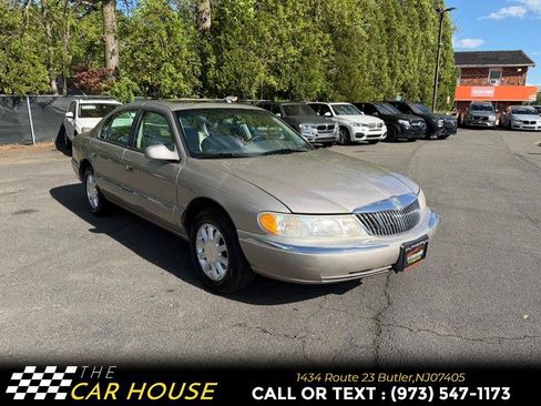 Used 2001 Lincoln Continental FWD image 10