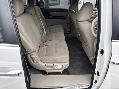 Used 2017 Honda Odyssey SE image 21
