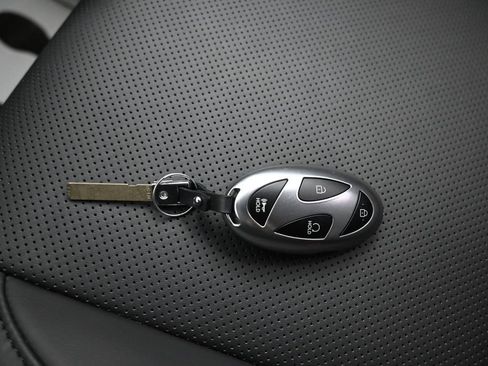 Used 2025 Hyundai Santa Fe SEL AWD/4WD image 21