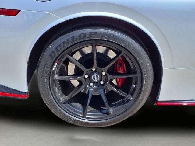 Certified 2025 Nissan Z Performance w/ Floor Mat Package RWD image 9