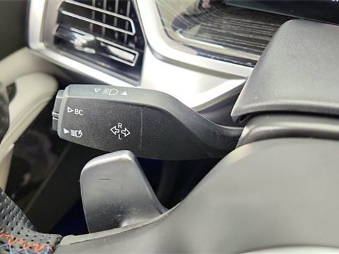 Used 2025 BMW X7 xDrive40i w/ M Sport Package image 45