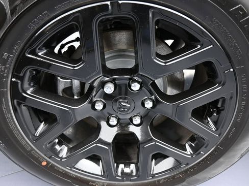 Used 2025 RAM 1500 Laramie image 47