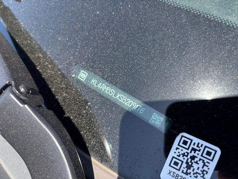 Used 2025 Buick Encore GX Preferred FWD image 28