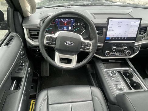 Used 2024 Ford Expedition Max XLT AWD/4WD image 17