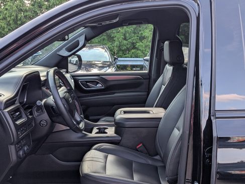 Used 2023 Chevrolet Tahoe RST w/ RST Performance Edition image 17