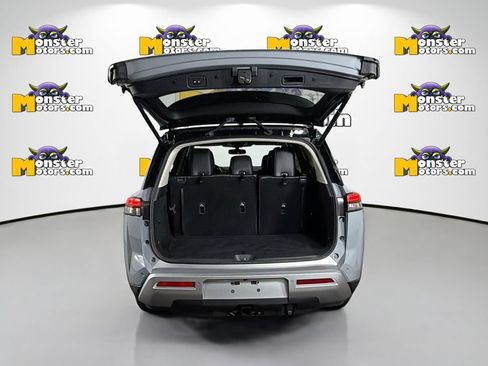 Used 2022 Nissan Pathfinder Platinum AWD/4WD image 26