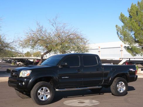 Used 2007 Toyota Tacoma PreRunner image 1