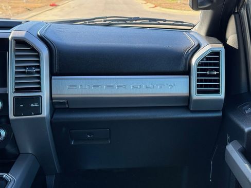 Used 2020 Ford F350 Platinum image 42