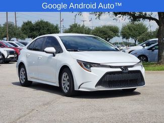 Used 2022 Toyota Corolla LE video 2