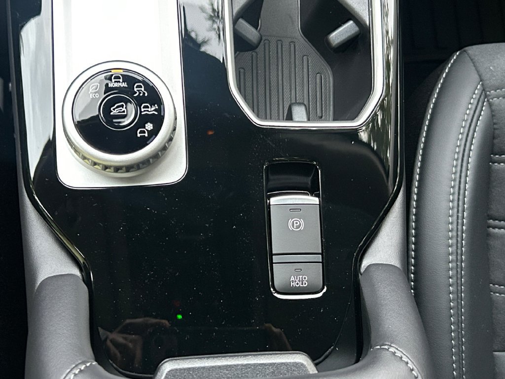 New 2026 Mitsubishi Outlander SE FWD image 32