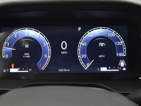 Used 2023 Jeep Grand Cherokee L Limited image 17