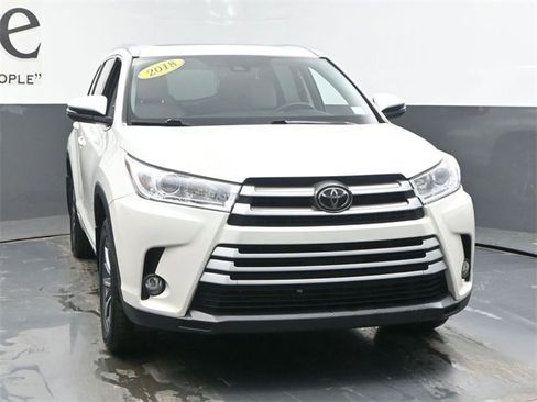 Used 2018 Toyota Highlander XLE image 50