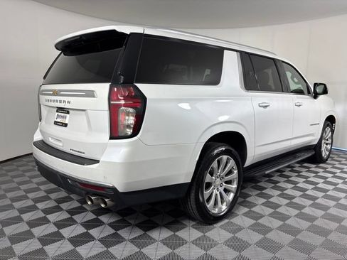 Used 2022 Chevrolet Suburban Premier AWD/4WD image 6