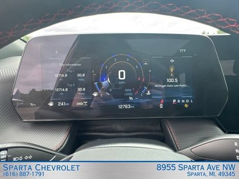 Used 2026 Chevrolet Equinox RS AWD/4WD image 19