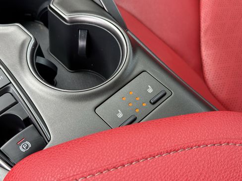 Used 2021 Toyota Camry XSE FWD image 24