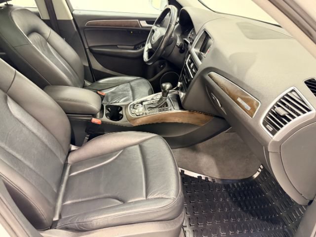 Used 2016 Audi Q5 2.0T Premium Plus w/ Technology Package AWD/4WD image 33