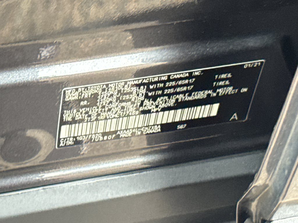 Used 2021 Toyota RAV4 LE AWD/4WD image 47
