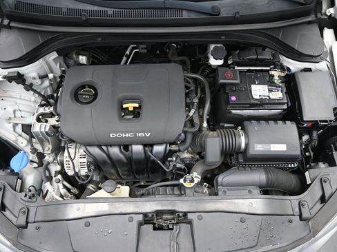 Used 2018 Hyundai Elantra SEL image 22