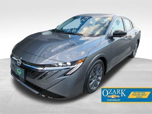 Used 2026 Nissan Sentra SL w/ Floor Mat Package FWD image 1