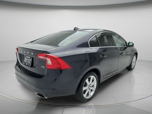 Used 2016 Volvo S60 T5 Premier FWD image 5