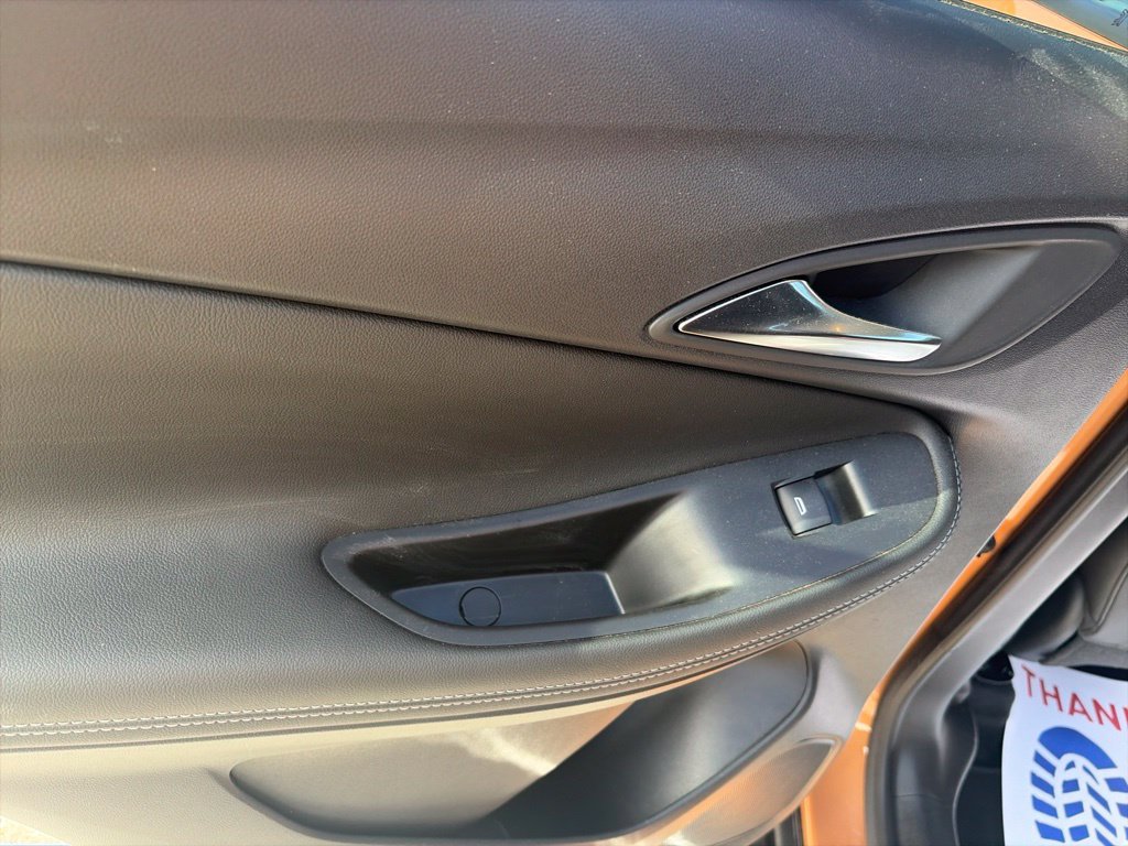 Used 2024 Buick Encore GX Sport Touring w/ Comfort Package FWD image 12