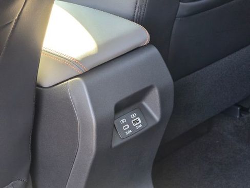 New 2026 Subaru Crosstrek 2.5i Limited w/ Crosstrek Mirror Package AWD/4WD image 18